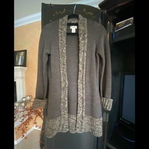 Long sleeved cardigan sweater